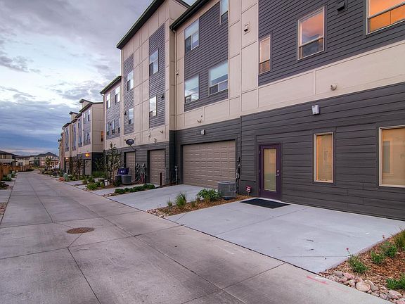4th image of 5682 Galena St