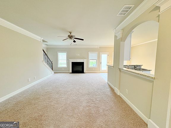 5th image of 732 Sanctuary Ln