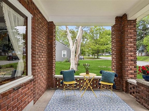 4th image of 4715 Reinhardt Dr