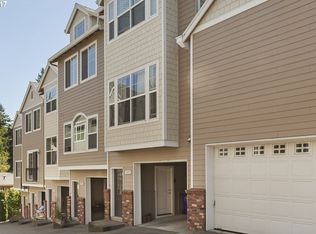 7868 SW 31st Ave #10, Portland, OR 97219