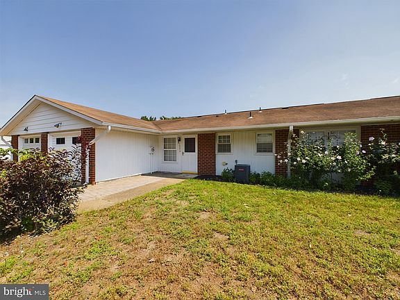 5th image of 1023 Shetland Dr