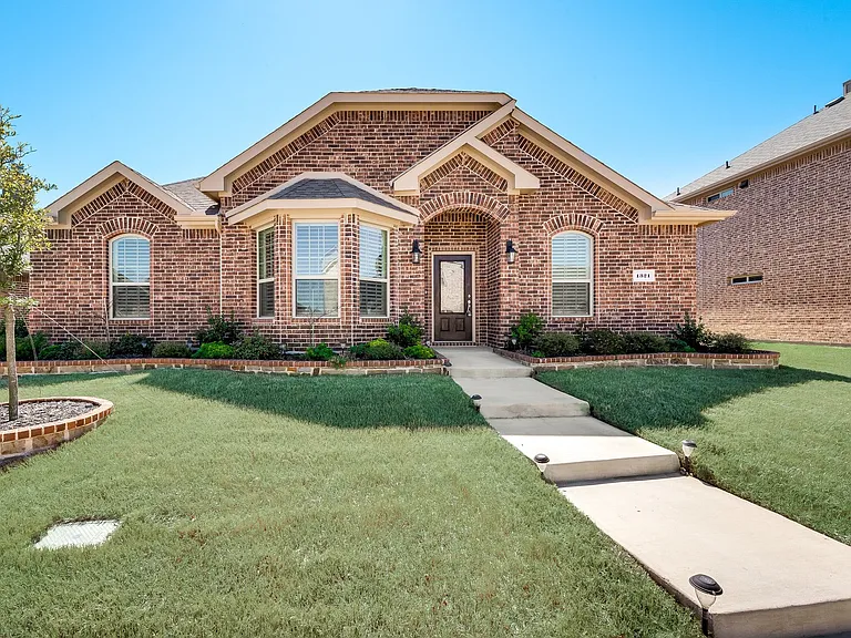 1321 Crescent Cove Dr — Photo 15