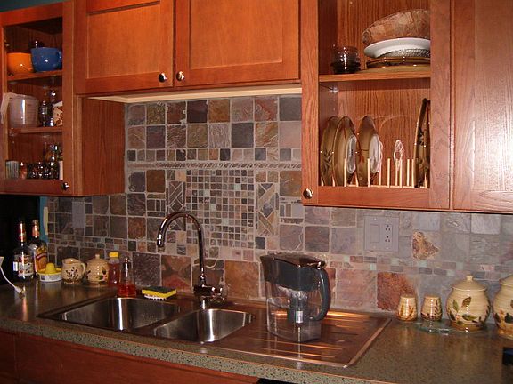 Kitchen-slate backsplash
