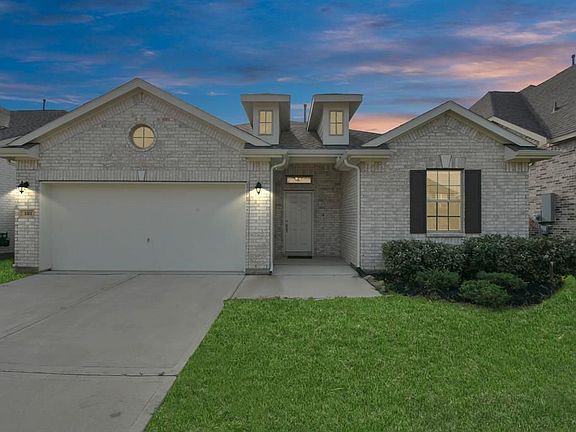 2nd image of 3311 Dry Creek Dr