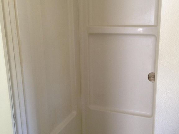 3rd image of 925 Burnett Ave Unit 6