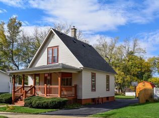 517 N 4th St, Dekalb, IL 60115