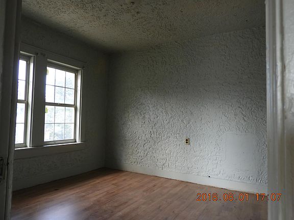 4th image of 661 N Park Ave APT 5