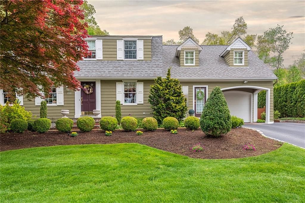152 Glen Hills Dr, Cranston, RI 02920 Zillow