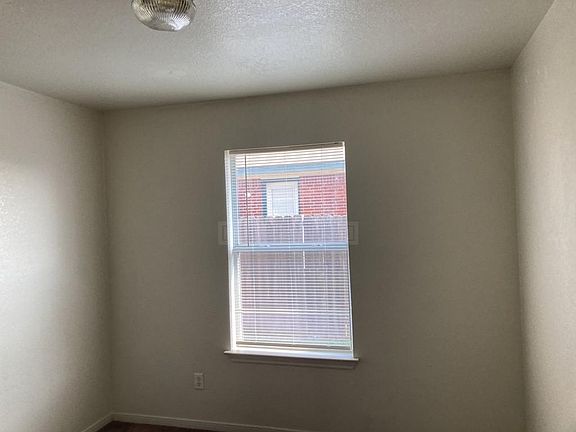 2nd image of 304 Primrose Dr #Fdcbf1843