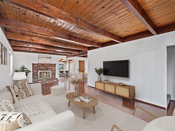 3rd image of 1725 Linnet Rd