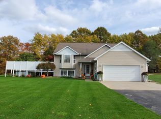 1181 Paige Ln, Bailey, MI 49303