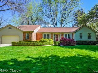 34240 Conroy Ct, Farmington, MI 48335