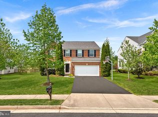 25478 Kinsale Pl, Aldie, VA 20105