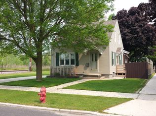 2818 Clark St, Manitowoc, WI 54220