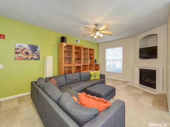 5th image of 2465 Fontana St Unit 6