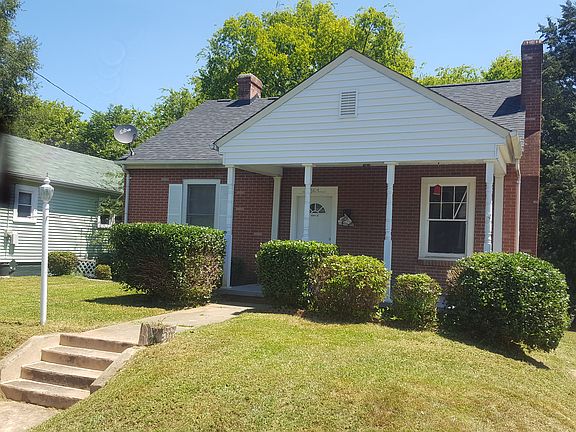 2nd image of 1604 Washington St