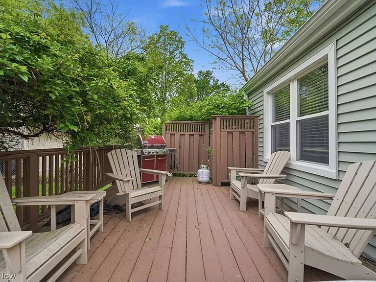 2391 Channing Rd — Photo 24