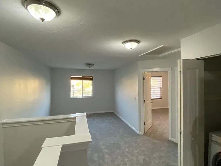 1512 N 540 W #103 — Photo 3