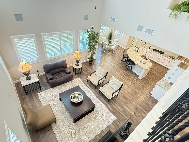 1821 W Corvina Ave — Photo 11