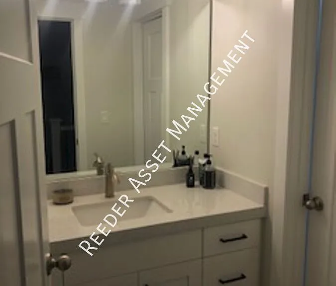 643 E Old Post Office Rd — Photo 7