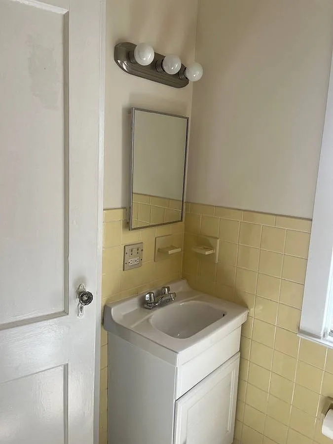 1 bed, 500 sqft, $1,950 — Photo 4