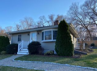 47 Lathrop Rd, Bourne, MA 02532
