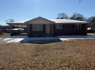 984 Iron Ore Rd, Spartanburg, SC 29303