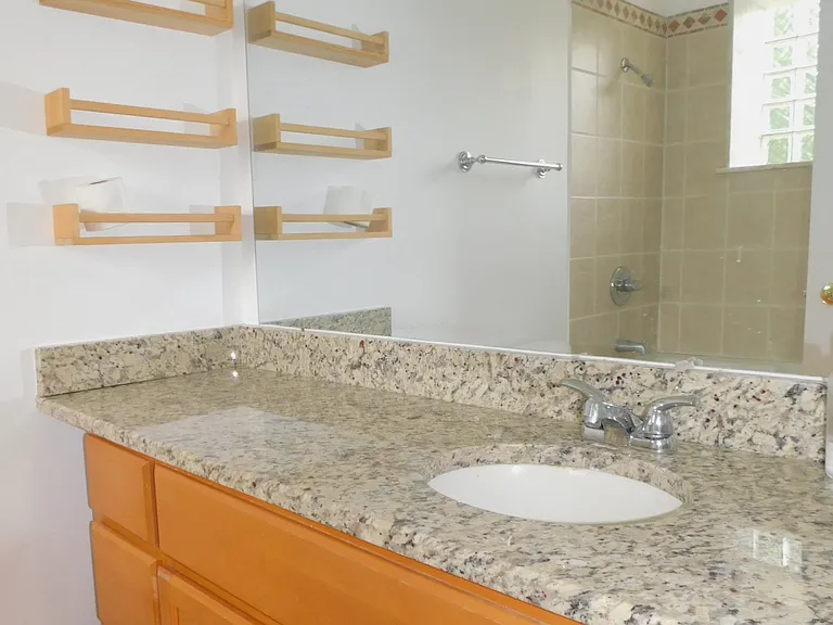 854 Ridge Ave #4 — Photo 7