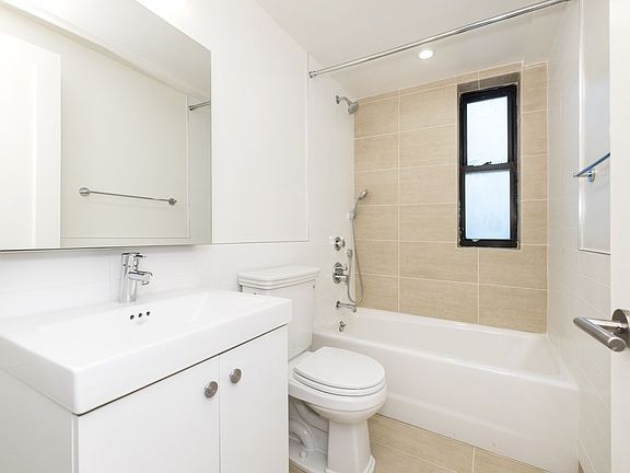 5th image of 227 E 57th St #7AB