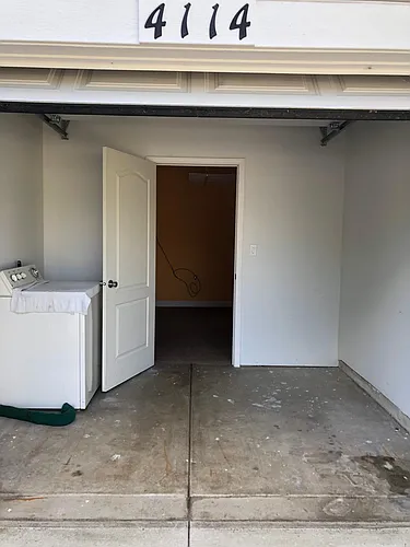 4114 Dillon St Photo 1