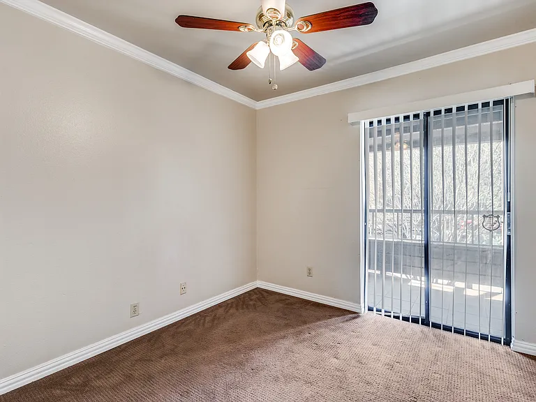 4212 Medical Dr #711 — Photo 7