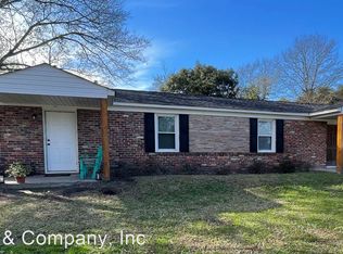 1808 Helen St, Cayce, SC 29033