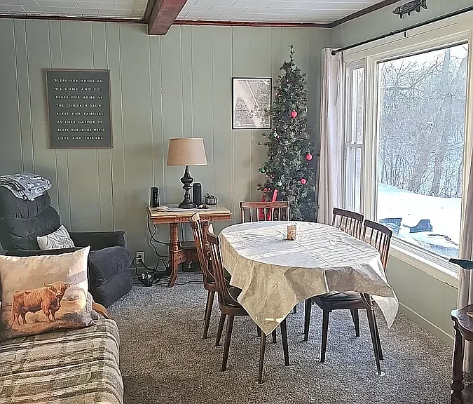 122 N Ford Dr — Photo 2