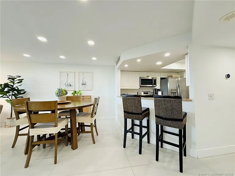 8800 S Ocean Dr #102 — Photo 19