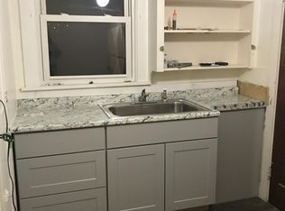 701 6th St APT 4, Fairmont, WV 26554