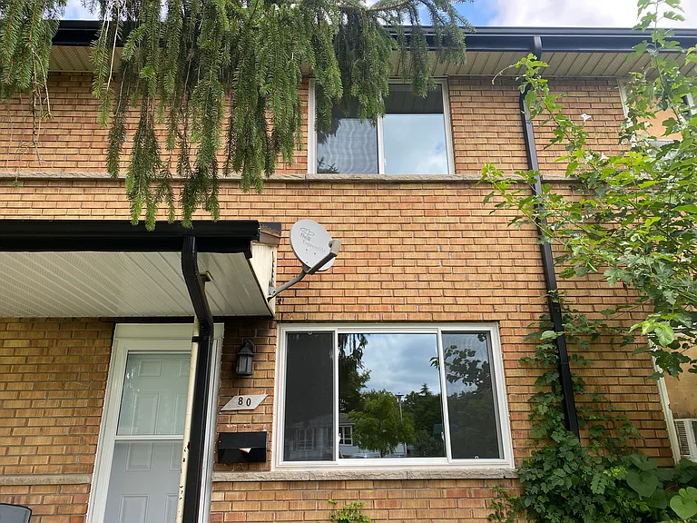 1 Court Ln — Photo 25