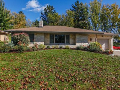 124 Genesee STREET, Delafield, WI, 53018