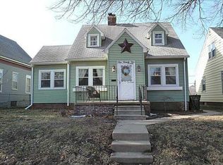 222 12th St NW, Cedar Rapids, IA 52405
