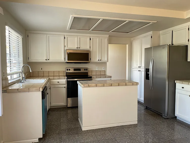 8795 Deer Creek Cir — Photo 18