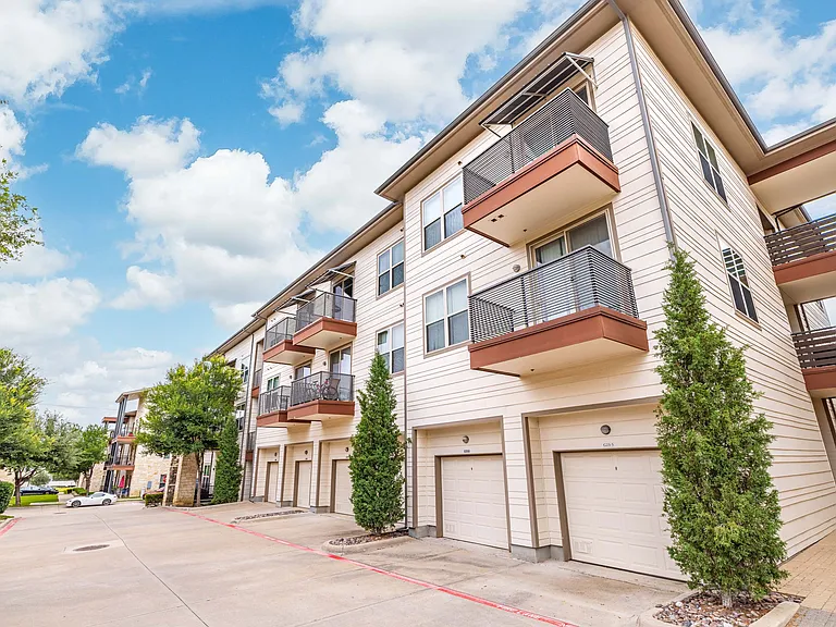 The District At Cypress Waters - Parson's Green — Photo 48