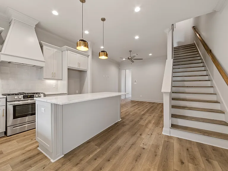 304 Sandstone Ave — Photo 7