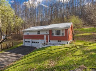 161 Hilltop Dr, Philippi, WV