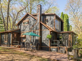 7284 Spring Bend Rd, Harbert, MI 49115