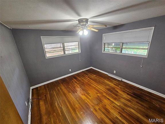 5th image of 2356 Gardner Dr