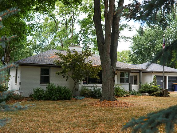 2nd image of 1125 Brownwood Ave NW