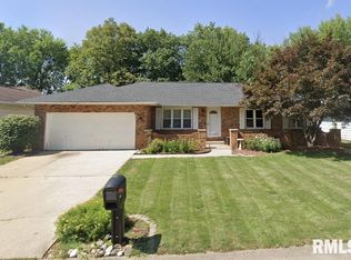 13 Sarah Ave, Springfield, IL 62703