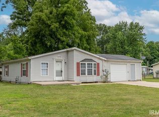 25621 N Park Ave, Elkhart, IN 46514