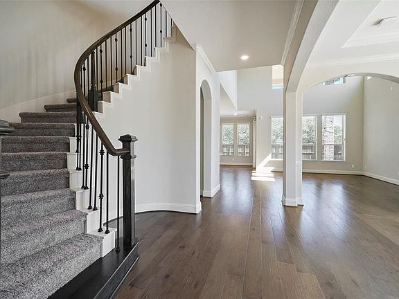 3rd image of 25302 Angelwood Springs Ln