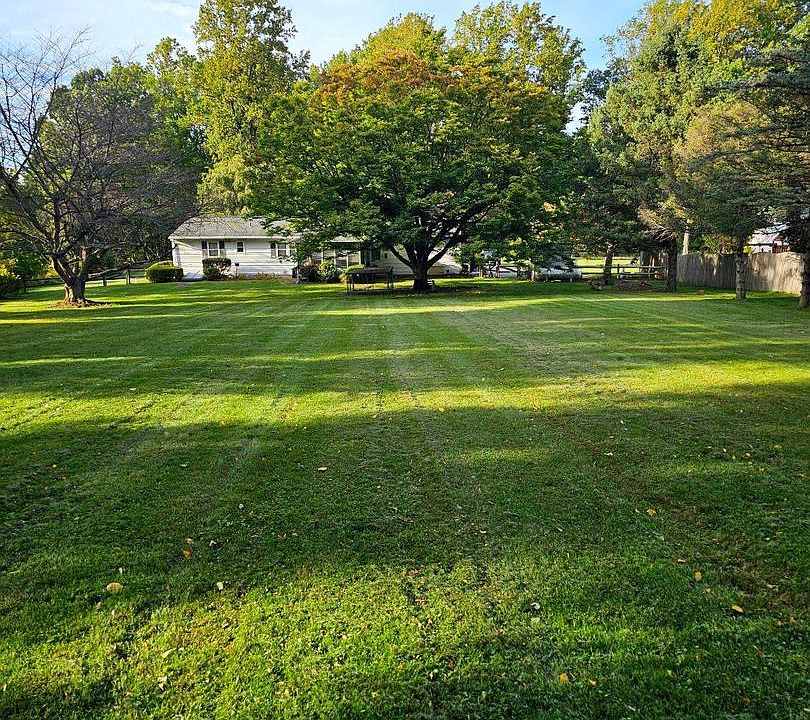 2nd image of 57 Conrad Rd
