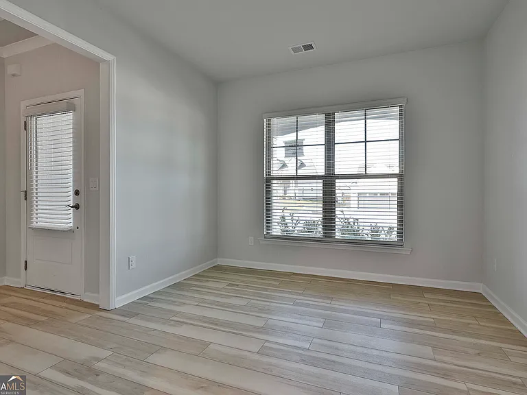 148 Soundview Trce — Photo 11
